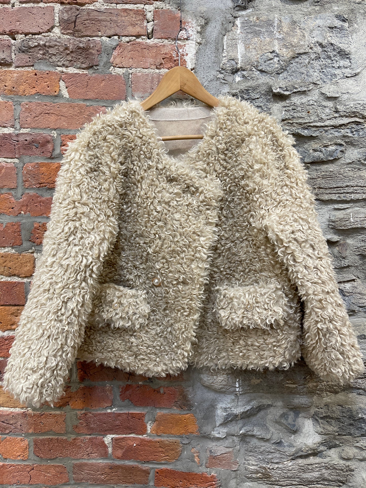 AL- Cardigan boutonné doré peluche Teddy