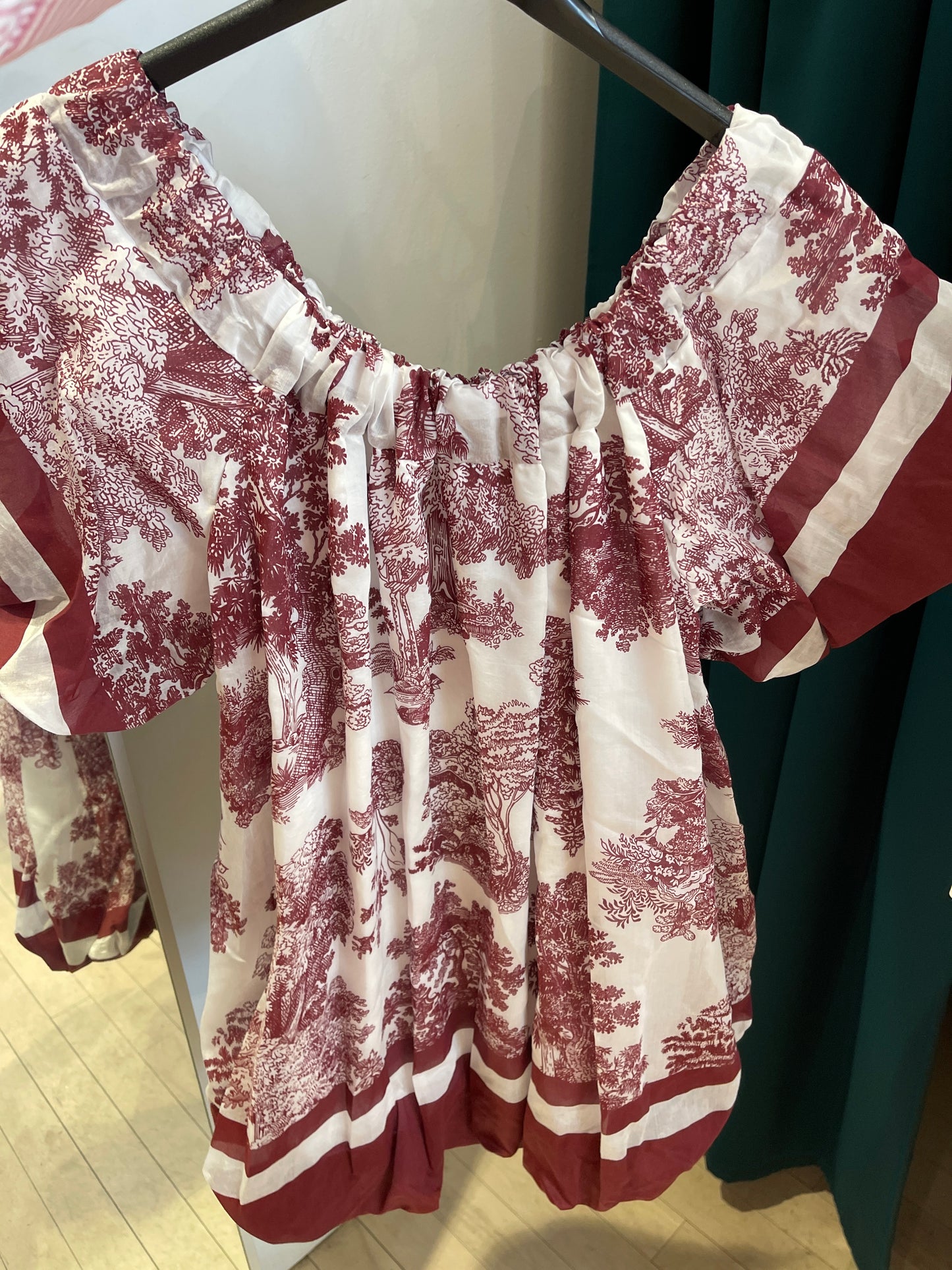 BR- 5855-Q71 Ballon Top