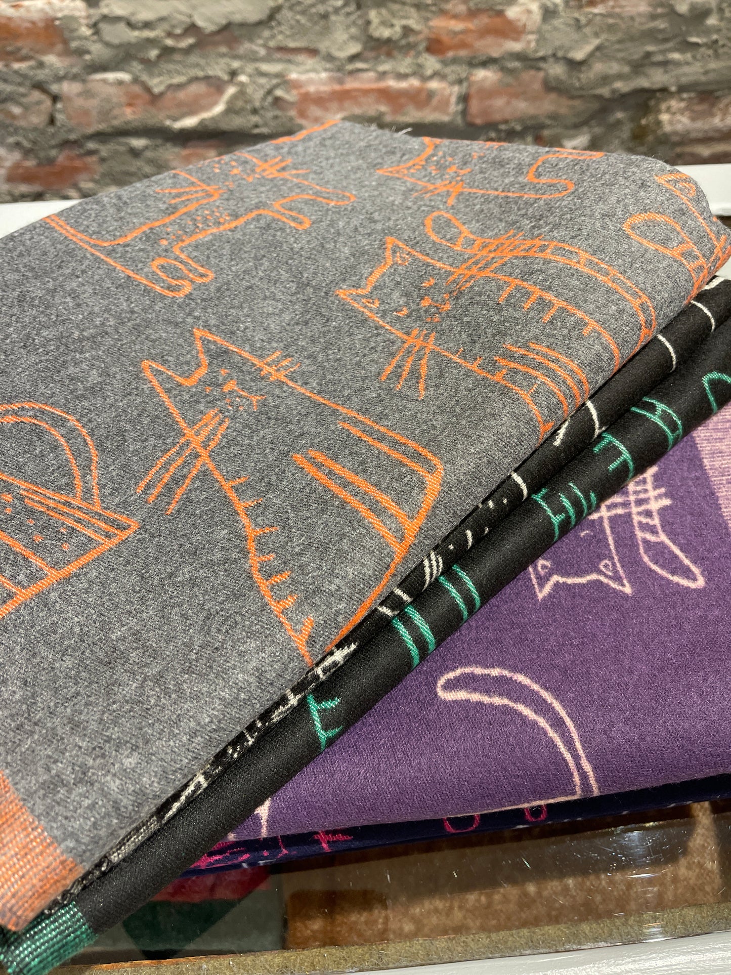 GR- S181 Écharpe d'hiver avec silhouette de chats