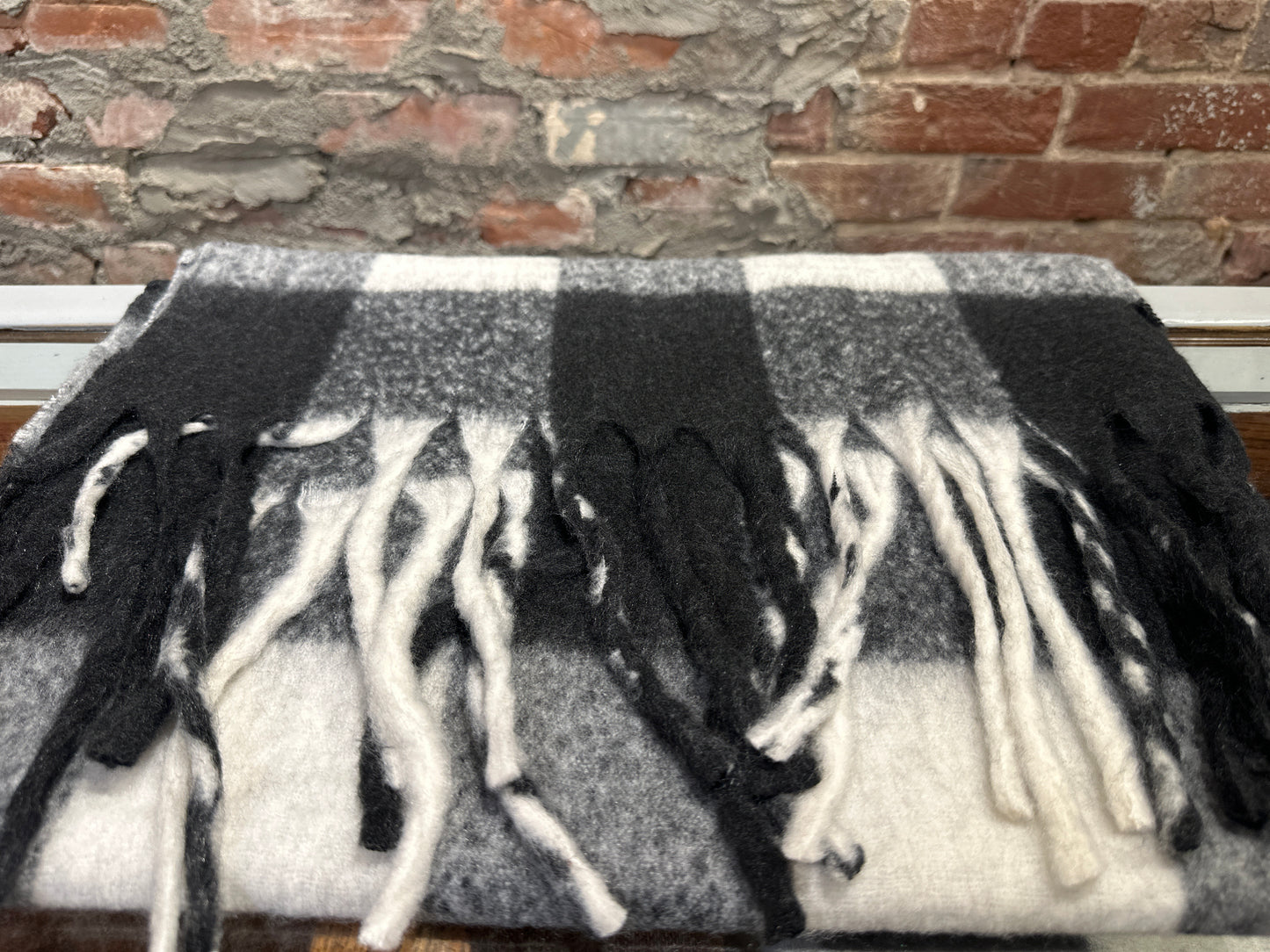 GR- S156 écharpe à damier