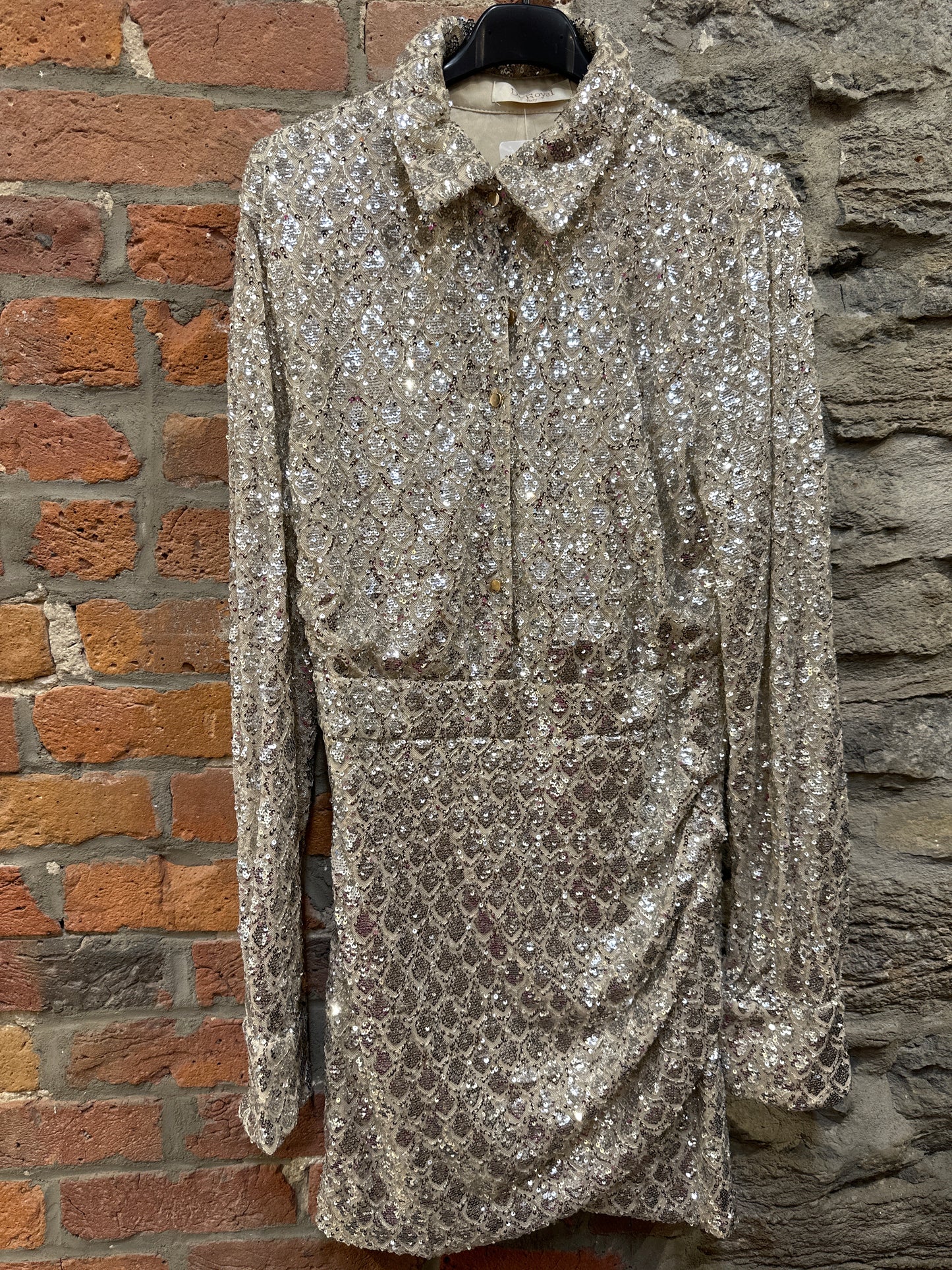 BR- 24431 Robe avec séquence