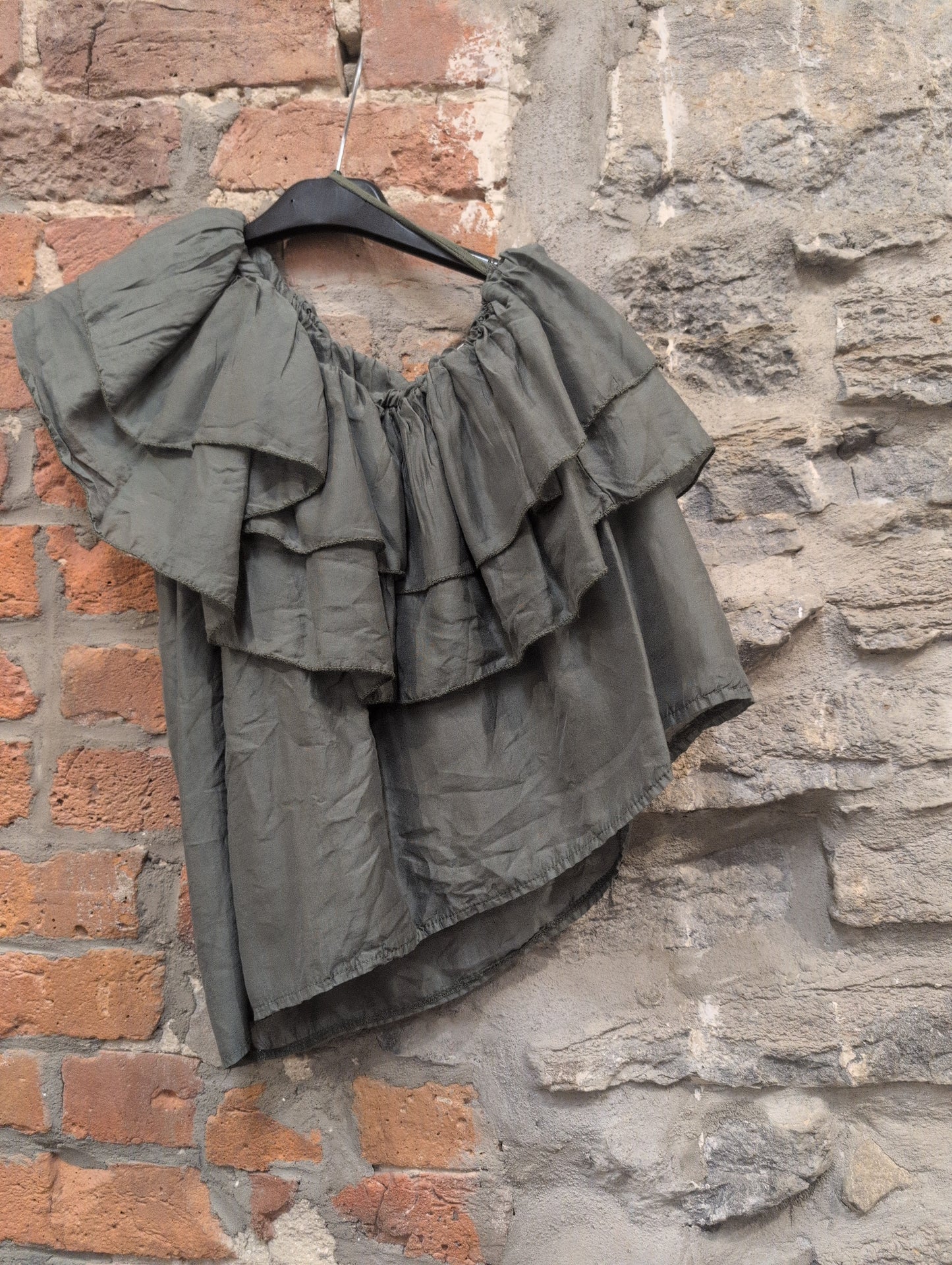 BR- 6587-Q7 Top