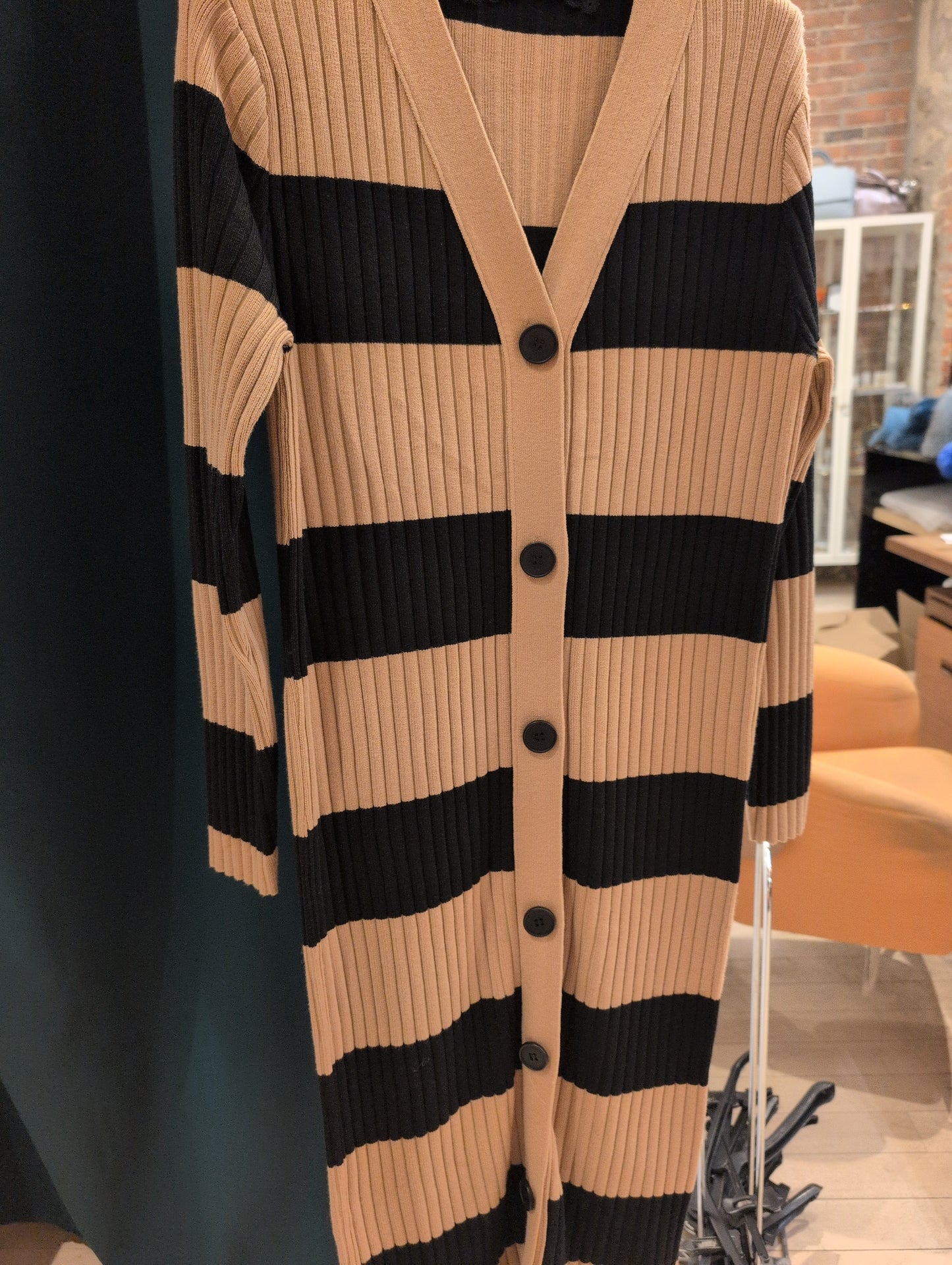 FR- 8133 Cardigan