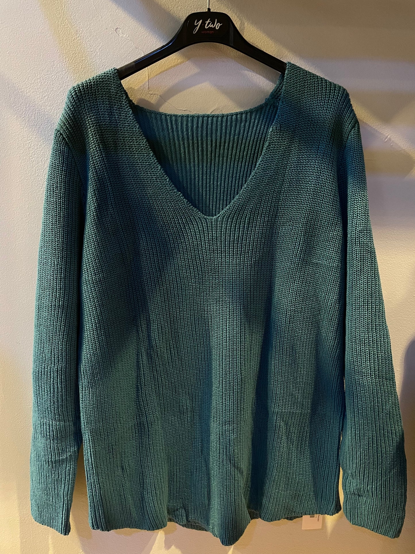 FA- T1035CF286 Sweater
