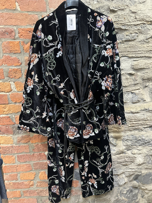 BR- 24468 24533 Ensemble