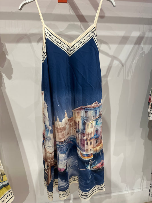 MAK- 52026 Robe