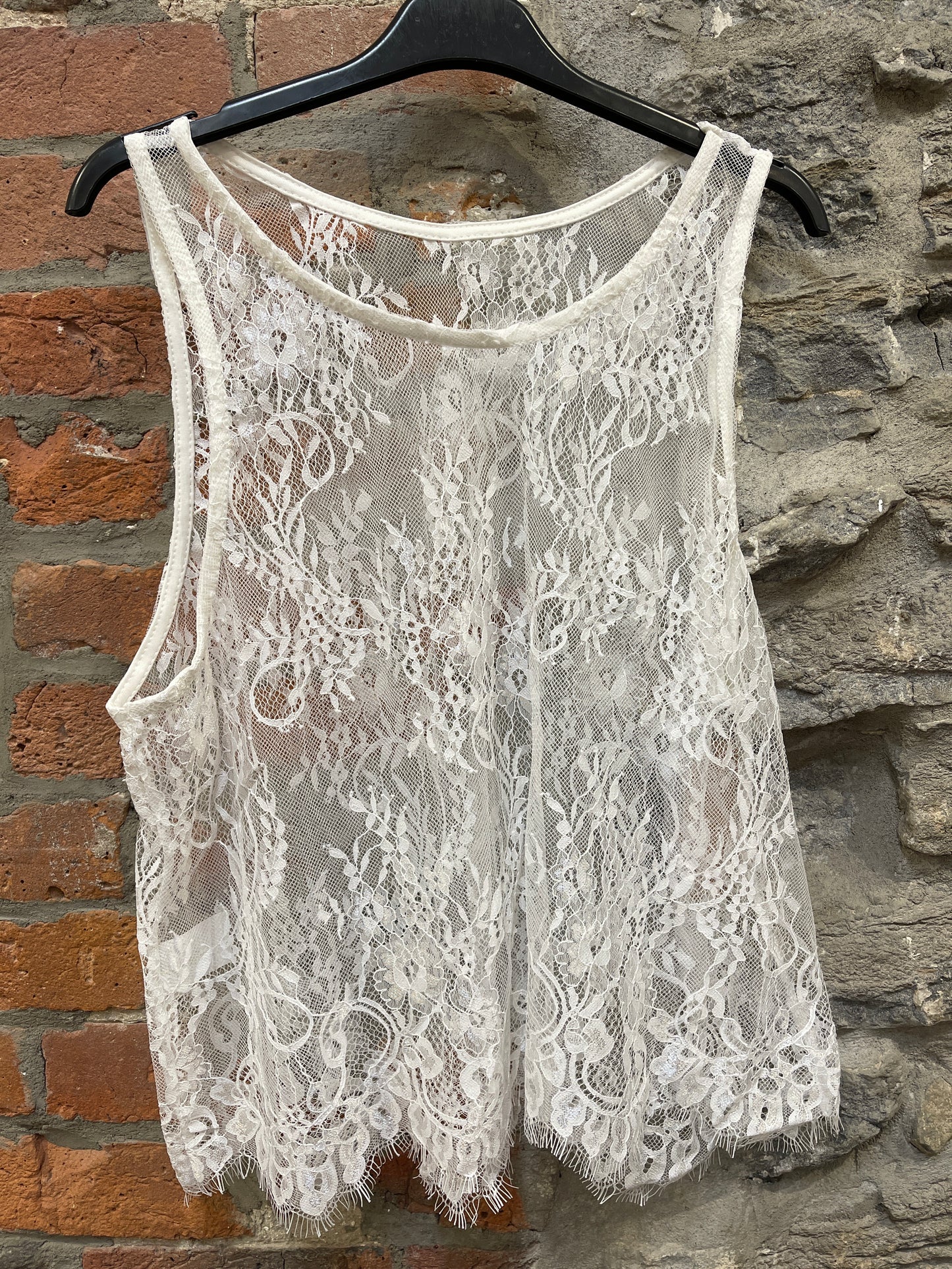 WC- 80818 Top en dentelle