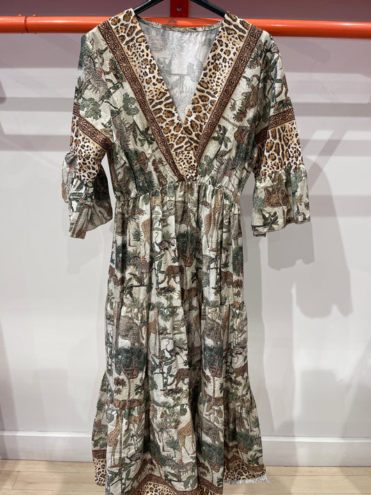 BR- 3535-C12 Robe