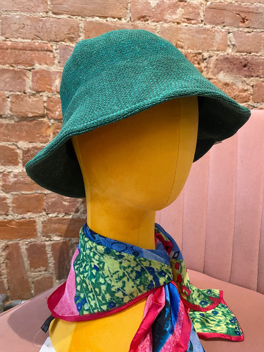 SU- Chapeau en forme de cloche