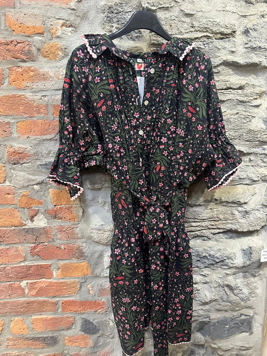 In- Robe asiatique à manches courtes