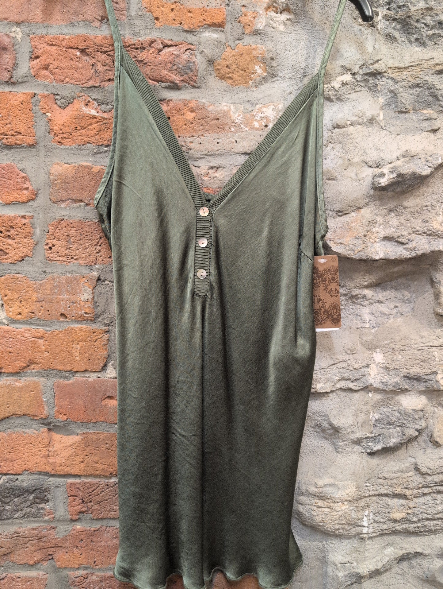 WC- 22587 Top