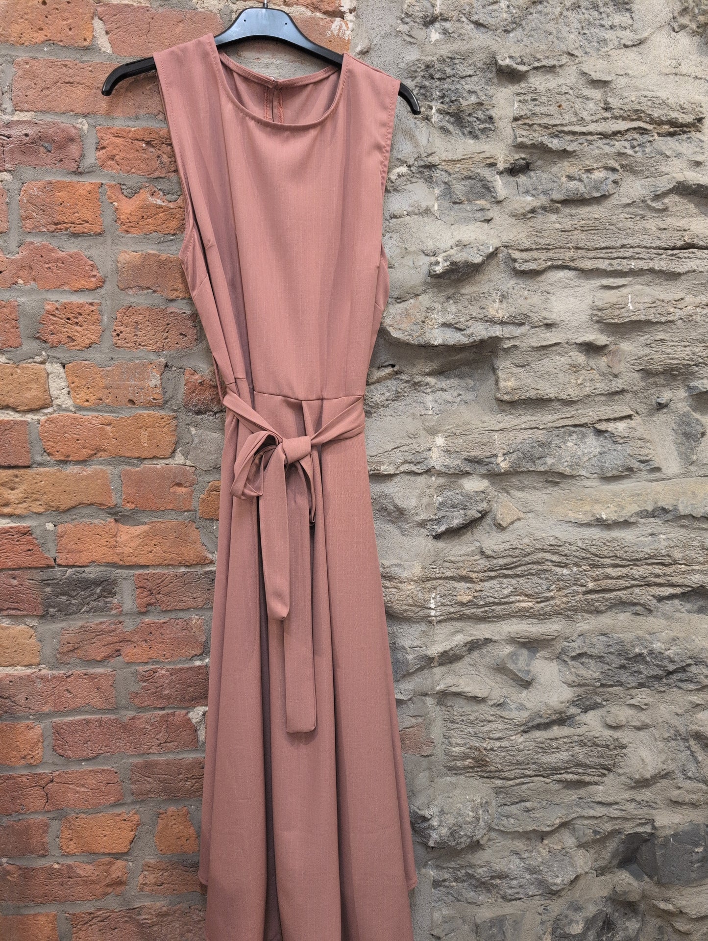 BR- 3873 Robe