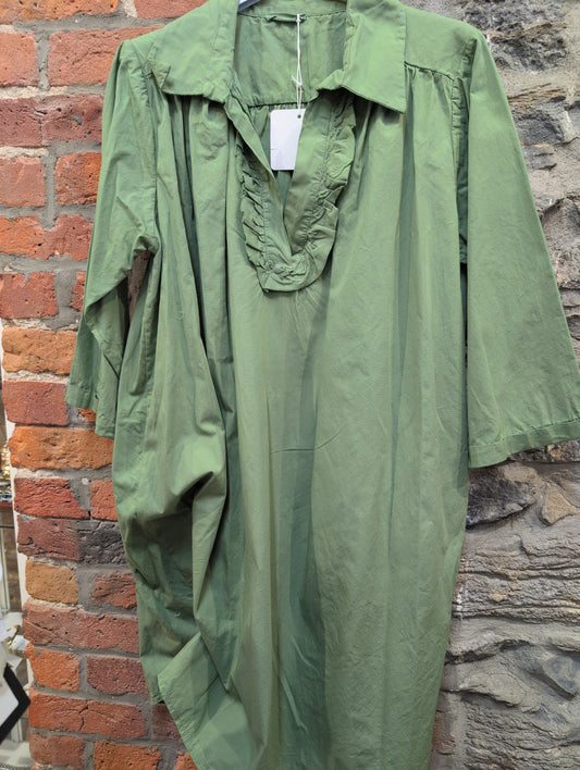 EL- 85095 Robe