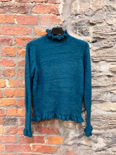 Load image into Gallery viewer, LA- 1221 Sweater

