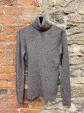 Load image into Gallery viewer, FR- 5084 Sweater
