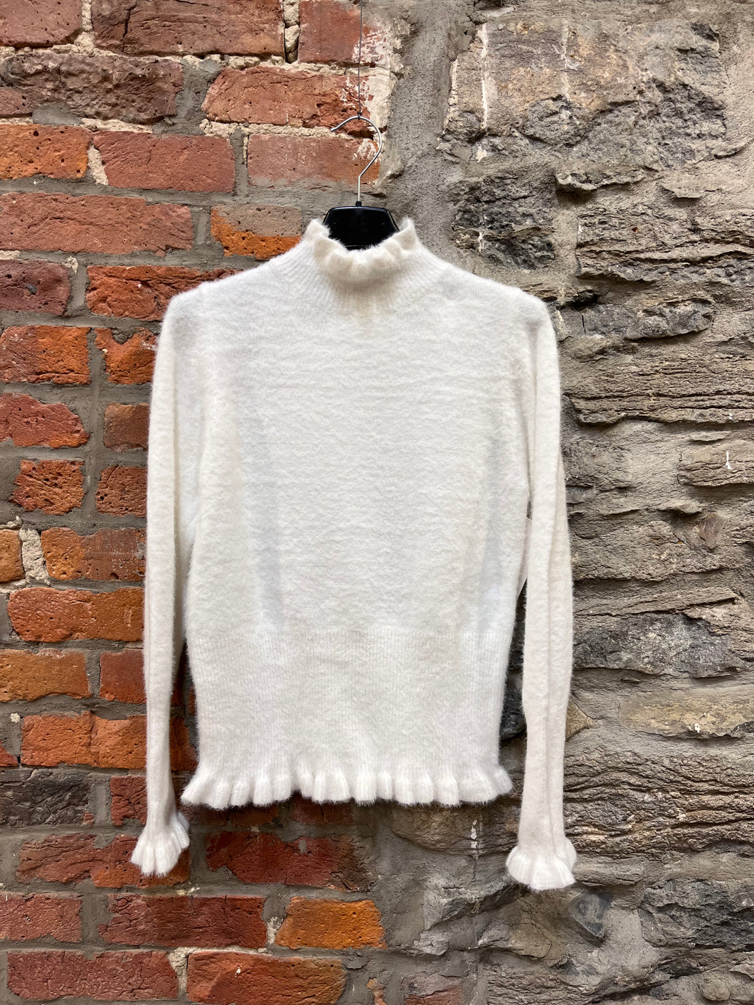 LA- 1221 Sweater